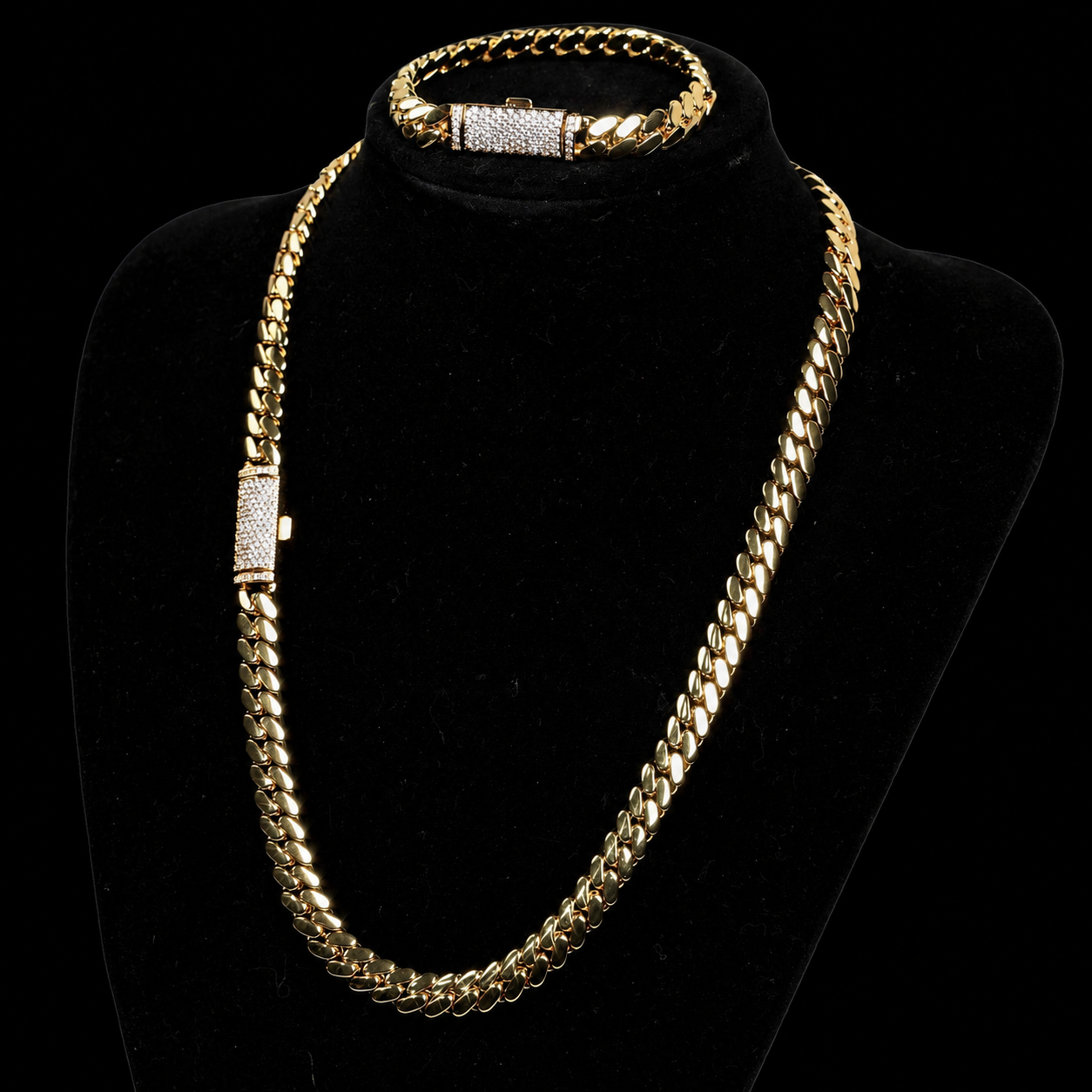Cadena y pulsera cubana 10MM PVD cierre zirconia