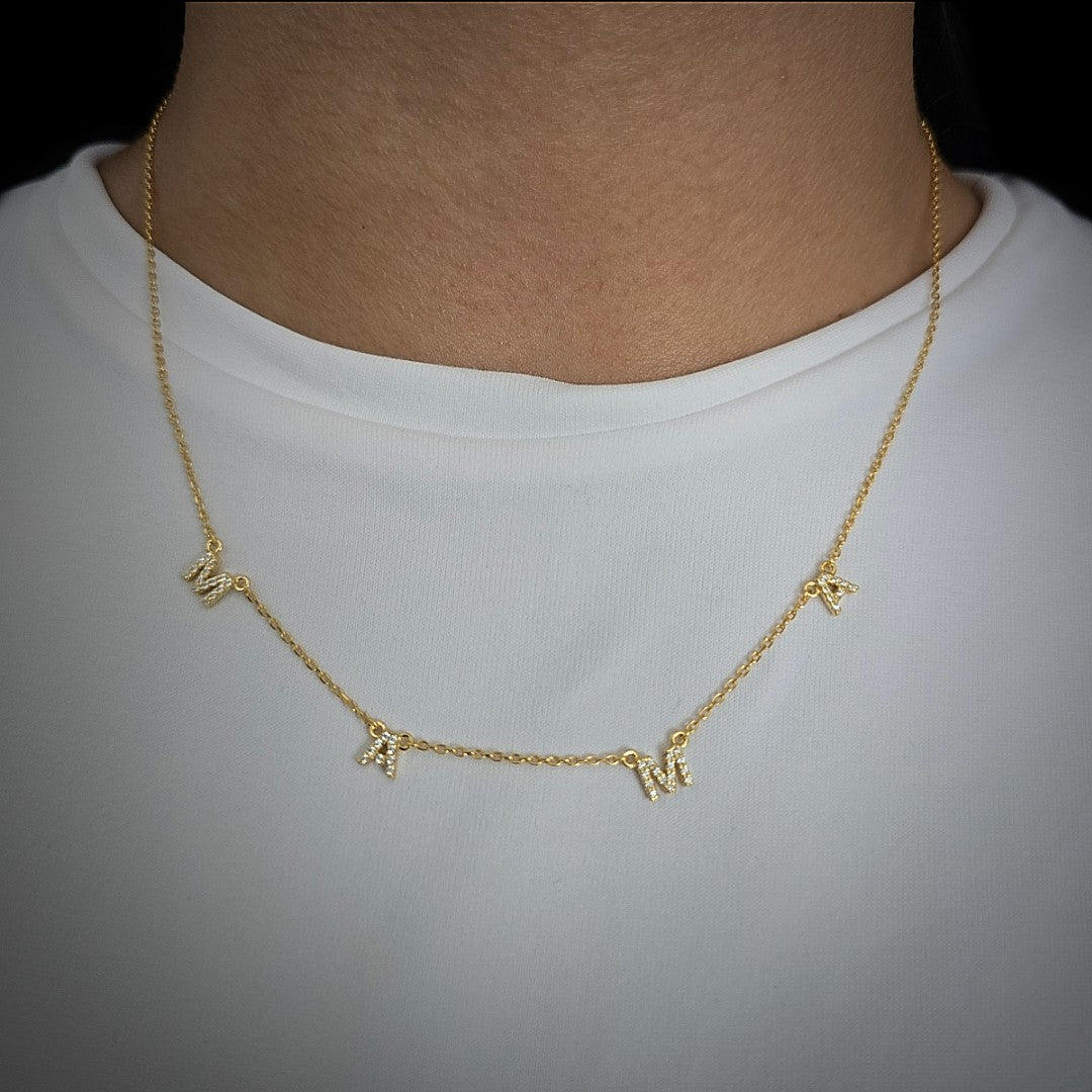 Mamá necklace