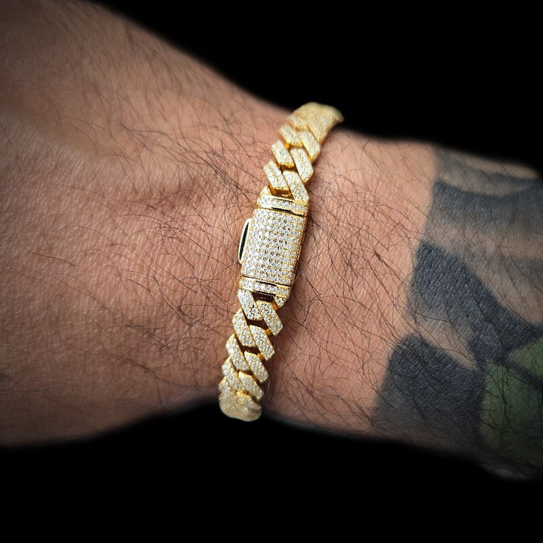 Cuban bracelet 8mm moissanite .925