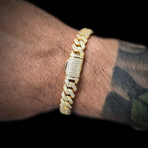 Cuban bracelet 8mm moissanite .925