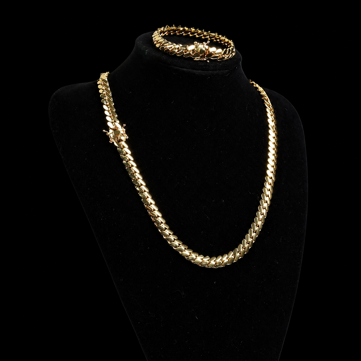Cadena y pulsera cubana 10MM PVD